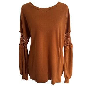 Grace & Emma Medium burnt orange waffle knit lace sleeve boho  boutique top